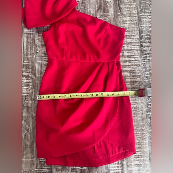 DO+BE women’s red one shoulder dress. Size medium - Picture 7 of 9